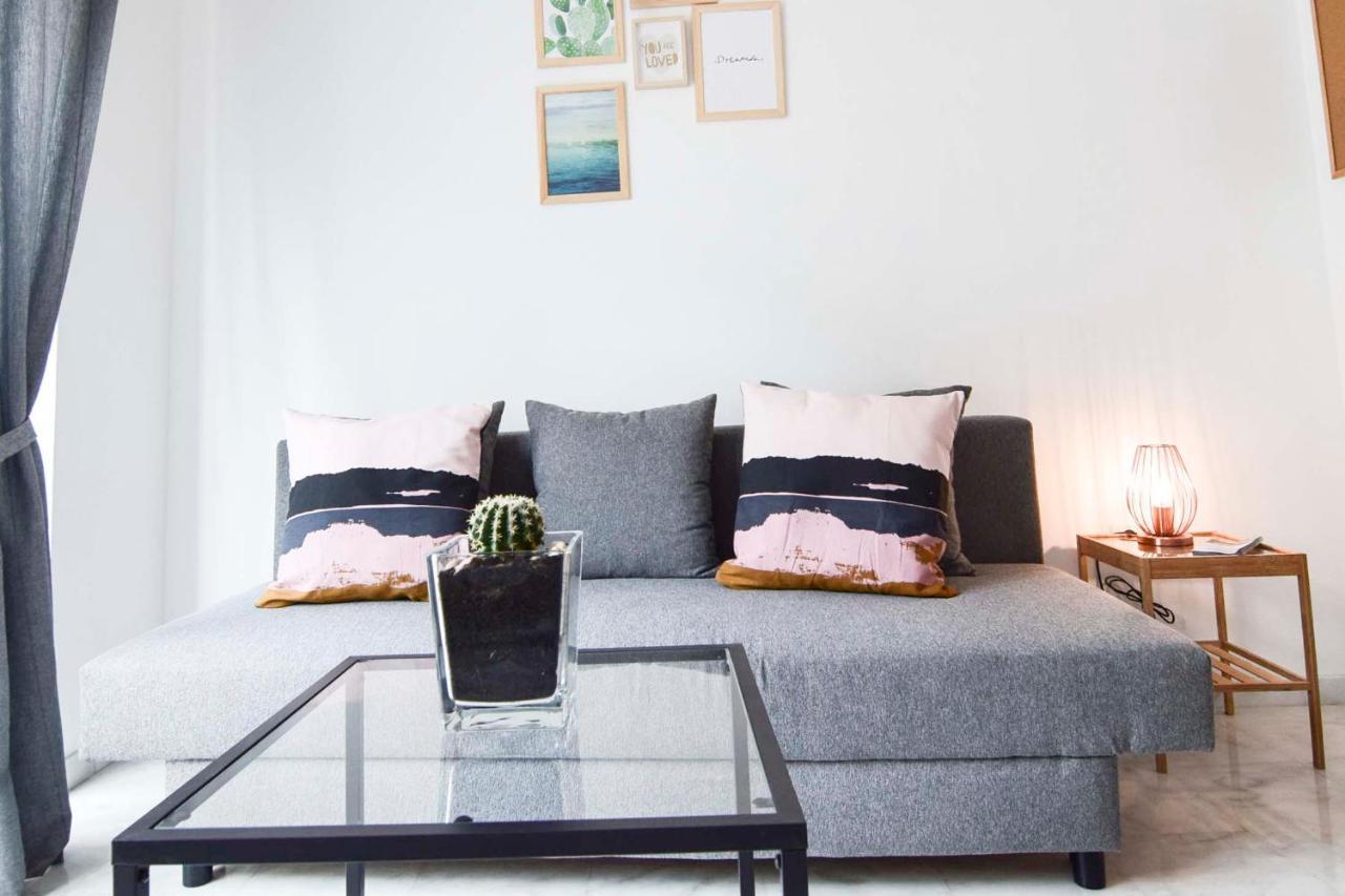 P&P Apartaments Carrera De Capuchinos Malaga Ngoại thất bức ảnh